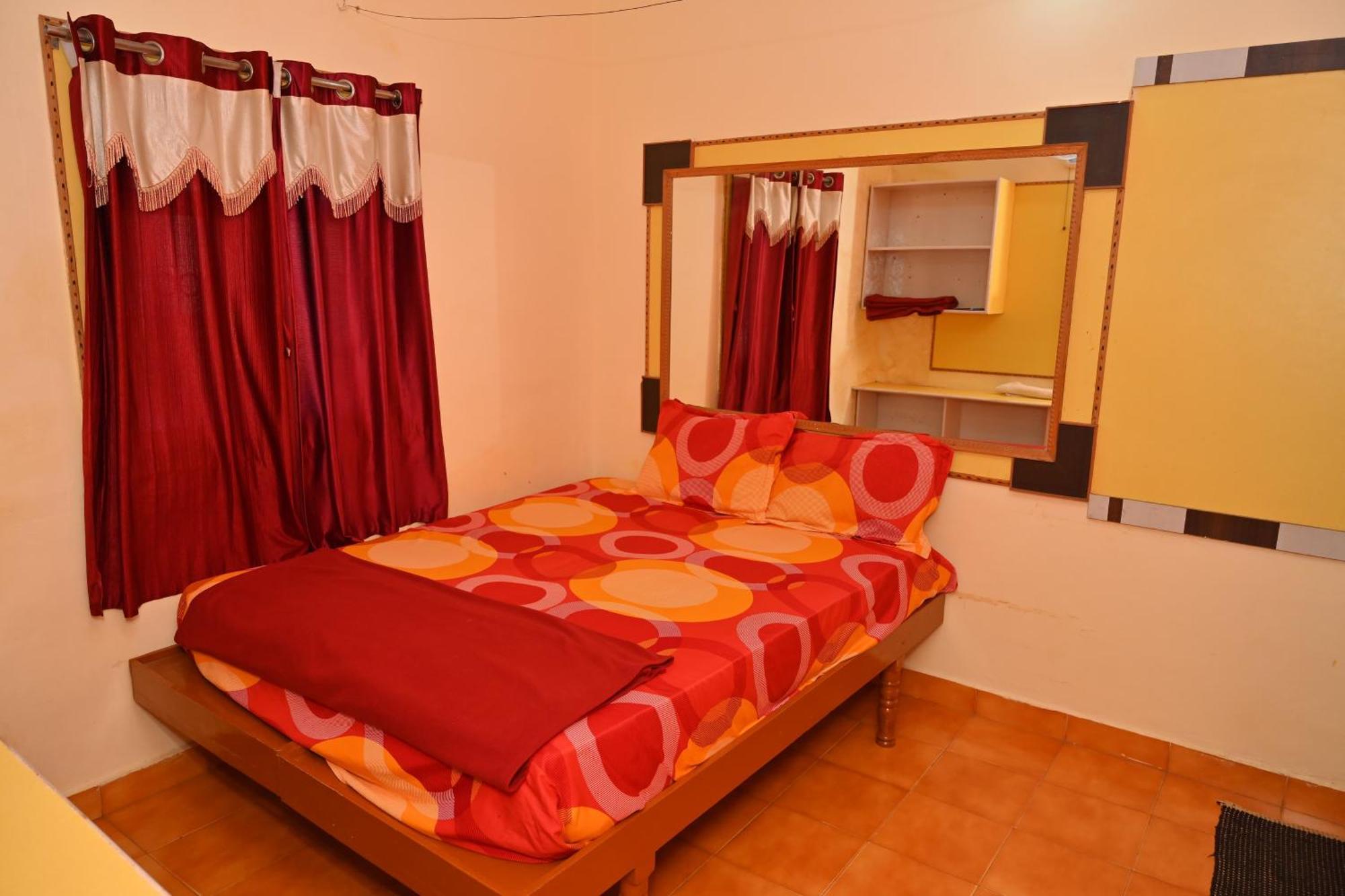 Gopi Guest House Hampi Phòng bức ảnh