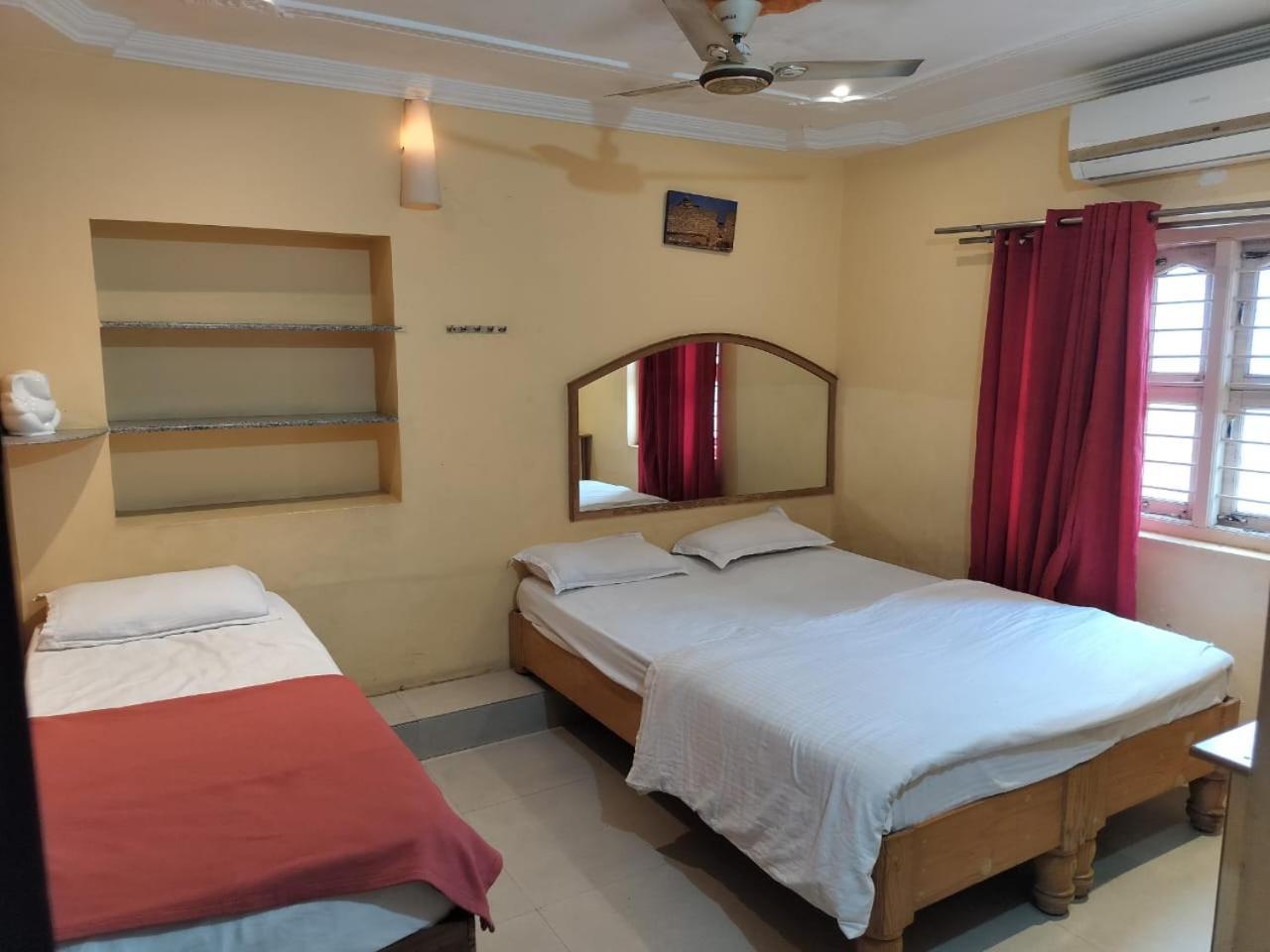 Gopi Guest House Hampi Ngoại thất bức ảnh