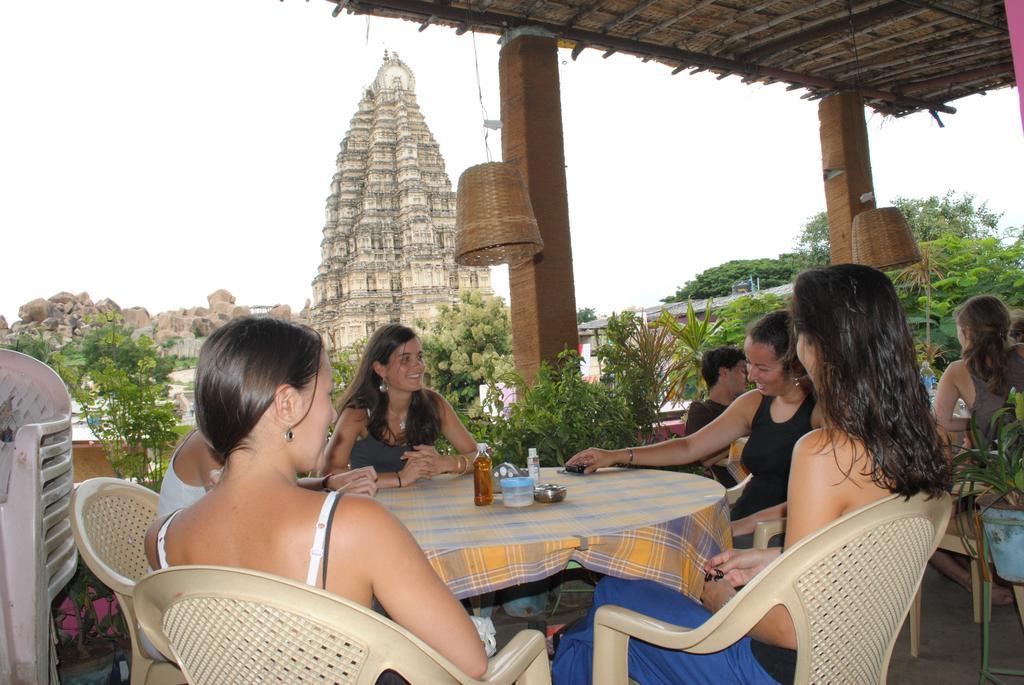 Gopi Guest House Hampi Ngoại thất bức ảnh